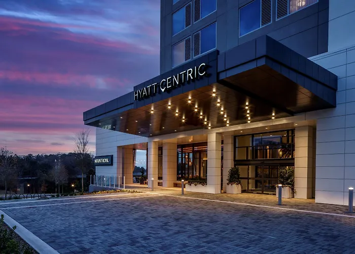 Hotel with pool: Hyatt Centric Buckhead Atlanta
